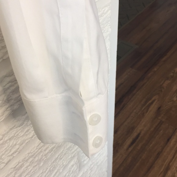 Eddie Bauer white cotton shirt - Picture 3 of 4